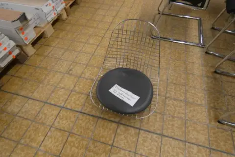 Vitra Eames Wire Chair, sæde til påskruning
