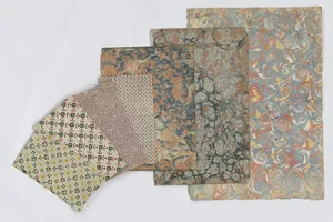Buntpapiere – Sammlung von ca. 50 Buntpapieren