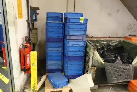 Konvolut af plastkasser/stabelkasser