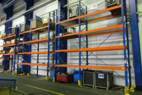 3 x Schulte - palletholder, hver 2 felter, uden indhold