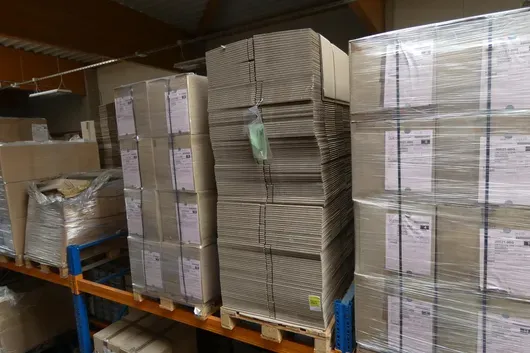Konvolut af foldbare bølgepapkasser Opel 370x370x195