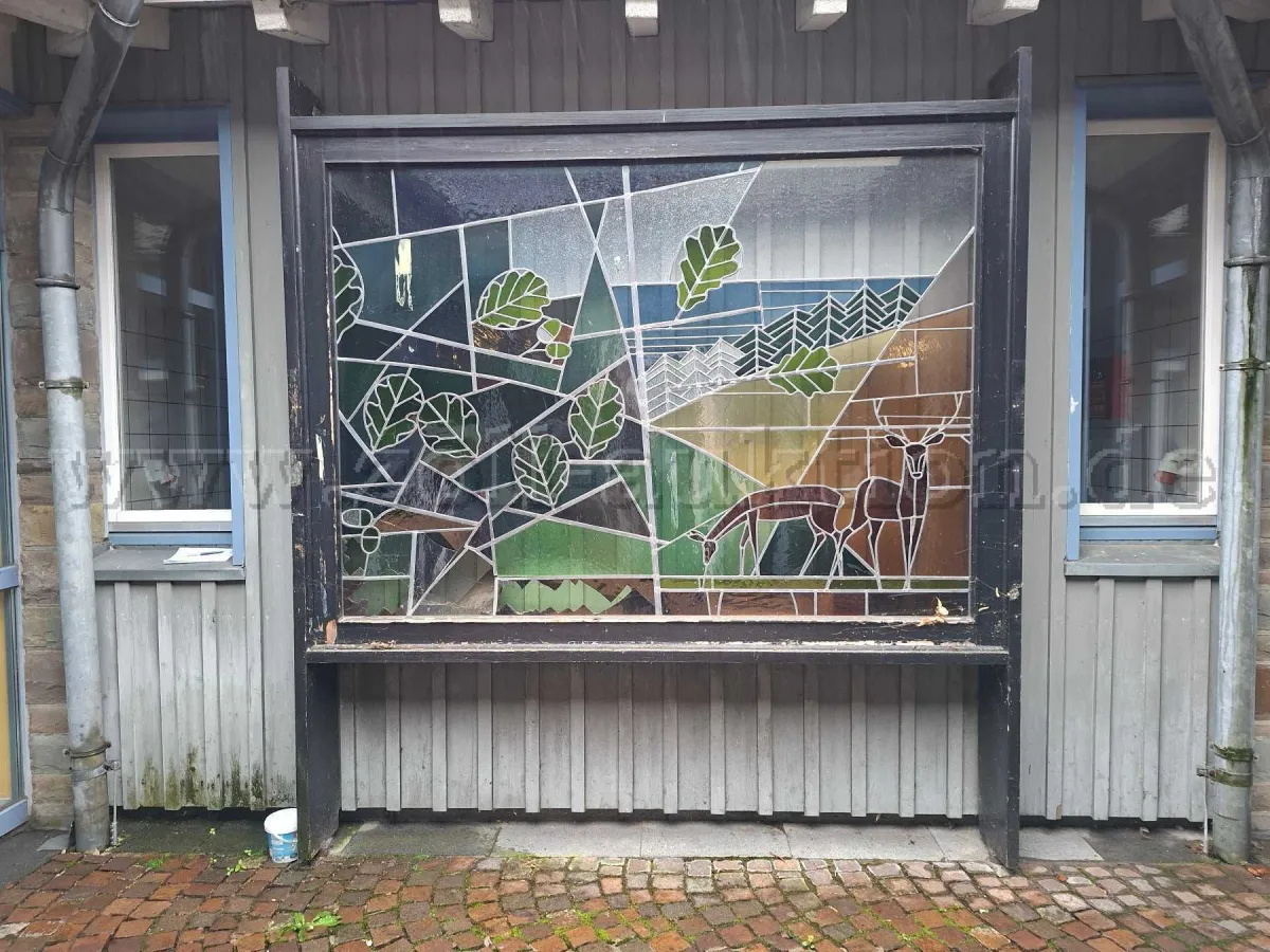 1 witraż artysty Fritz Lauten