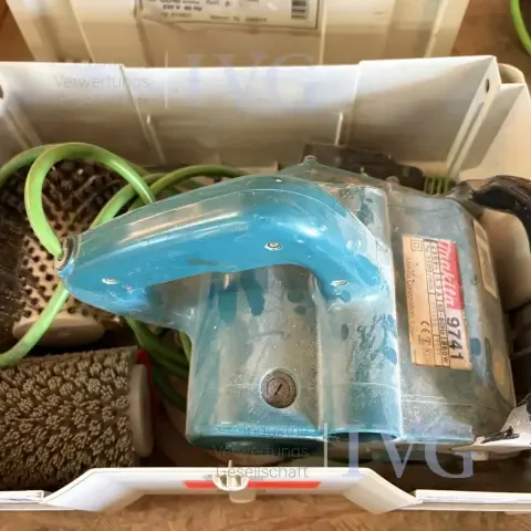 Kefélőgép MAKITA 9741