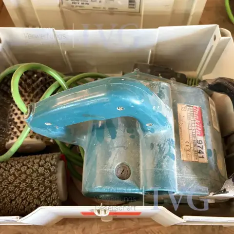 Fırçalama makinesi MAKITA 9741