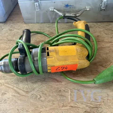 DEWALT प्रभाव ड्रिल