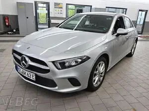乘用车 Mercedes A 250 e 插电式混合动力