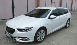 汽车 Opel Insignia B Sports Tourer 2,0 CDTI 4x4