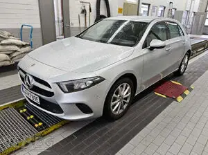 汽车 Mercedes A 250 e 插电式混合动力