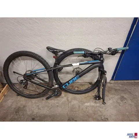 山地自行车 CUBE Frame 黑色带蓝色 RNR:WCW6988Rxxx