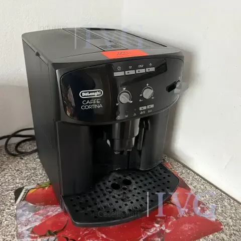 Espressor automat DELONGHI Caffeé Cortina