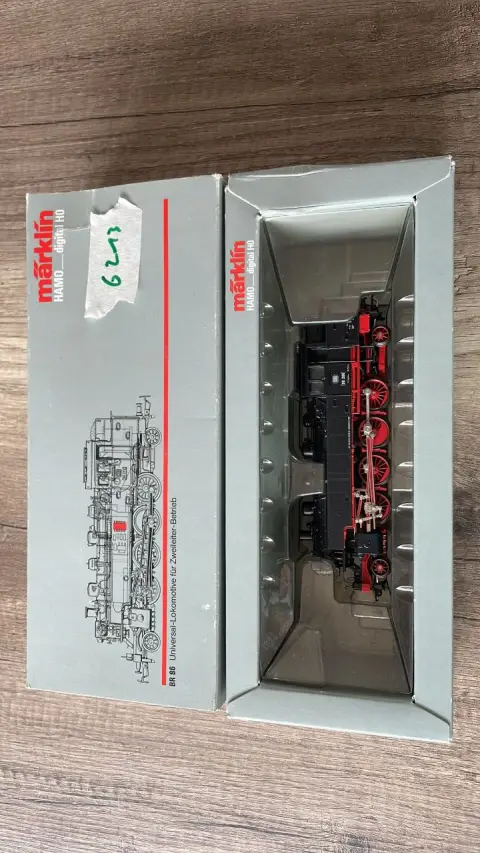Locomotive à vapeur (Mäklin)
