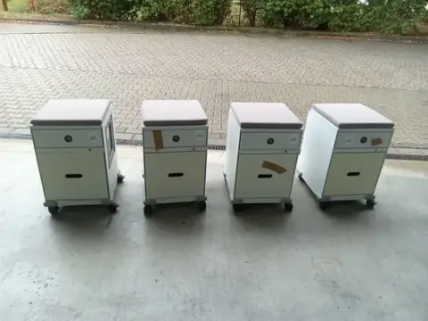 4x contenitore su ruote Vitra Pick Up