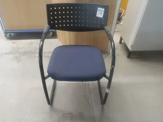 1 scaun de conferință Vitra Visavis