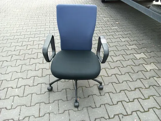 1 kontorstol Vitra T-Chair