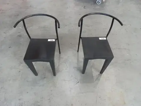 2 db vendégszék Philippe Starck Dr. Glob