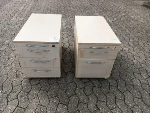 2x tekerlekli dolap König & Neurath