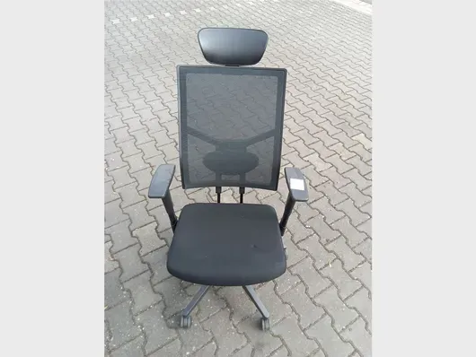 1 db irodaszék