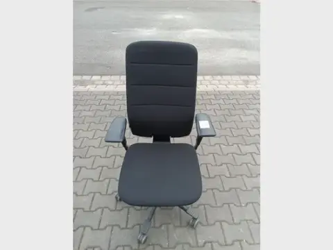 1 db Kinnarps irodai szék
