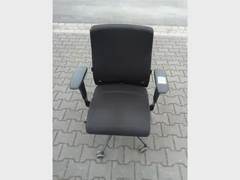 1 db Interstuhl irodai szék (hibás)