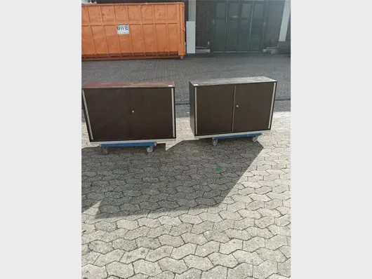 2 adet büfe Steelcase