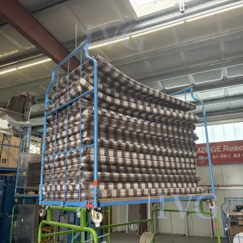 Corpetto per mobili