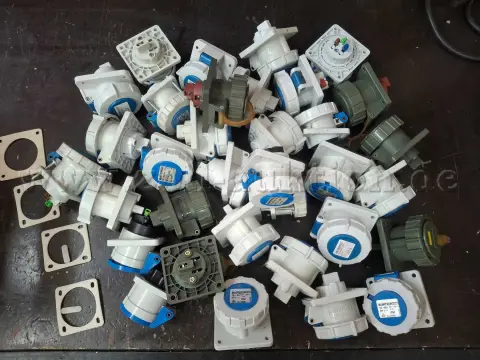 34 prize încastrate CEE