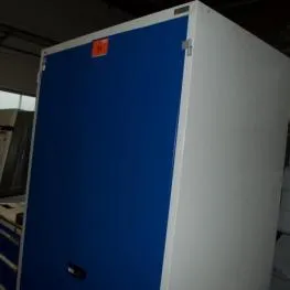 Armadio, produttore: Garant