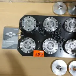 5 套夹紧系统，品牌：Schunk/Gressel