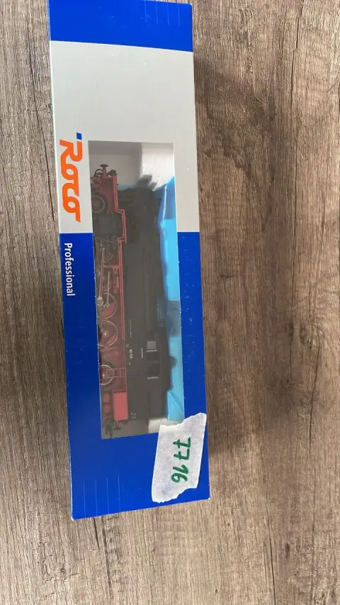 Locomotive à vapeur (Roco)