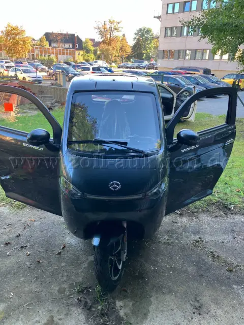 1 Econelo sähköinen kabiiniauto Nelo 3.3, vähän käytetty, viallinen