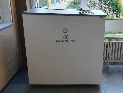 10台空气净化器，型号AirOptimizer (Eco)，制造商Schönhammer GmbH