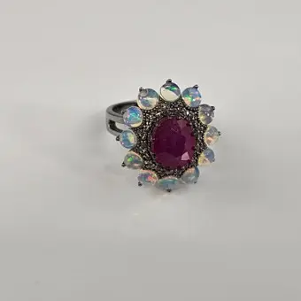 Anillo de rubí con ópalo y diamantes, plata 925.
