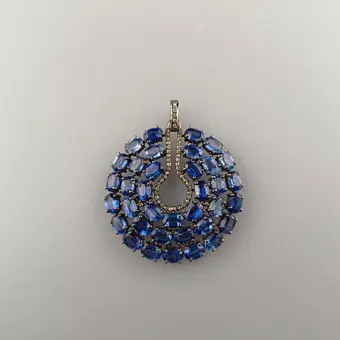 Colgante de piedra kyanita con diamantes, plata 925.