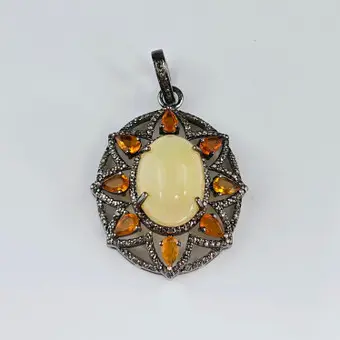 Colgante de ópalo de 8 ct con acentos de ópalo de 1 ct y diamantes de 1,25 ct, plata 925.