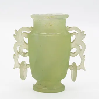 Recipiente de jade chino con dos asas, aprox. 1980
