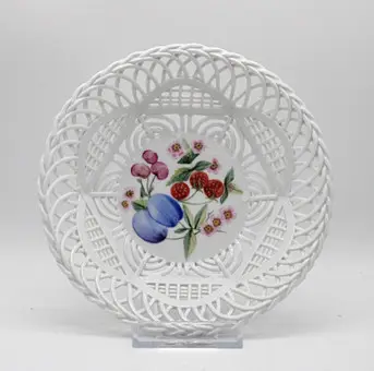 Heinrich Villeroy & Boch Madrid, läpikuultava lautanen, jossa hedelmäkoristelu, käsinmaalattu, posliini.