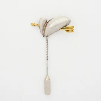 ISABELL KRISTENSEN. RINTANEULA "AMOUR" ARTIST-RINTANEULA, 925 STERLINGHOPEAA, 18 KARAATIN KELTAKULTAA, GEORG JENSEN, VUOSI 2003, LEIMA: GEORG JENSEN, IK, 2003, 925 DENMARK.