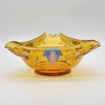 波希米亚碗，花卉装饰与描金，玻璃珐琅彩，粉彩色，德国，19世纪末