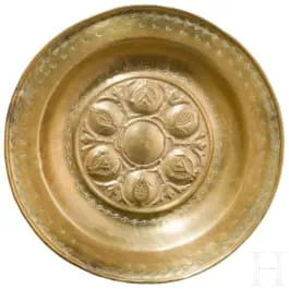 Coupe Beckenschläger aux grenades, Nuremberg, 16e siècle