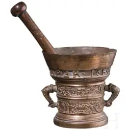 Morter med delfinhåndtag, formentlig Mechelen, dateret 1654
