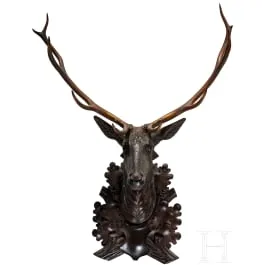 Trophée de tête de cerf sculpté, Berchtesgaden, vers 1880
