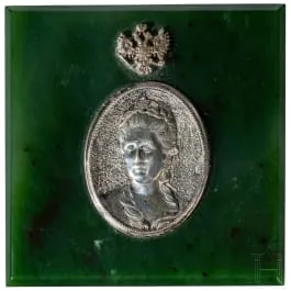 Nephrit-Briefbeschwerer mit Katharina der Großen, Russland, 2. Hälfte des 20. Jhdt.