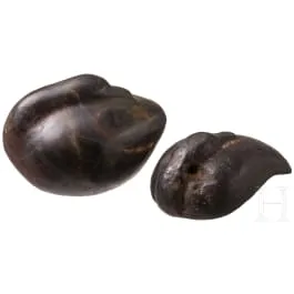 Twee eendensculpturen van hematiet, Oude Nabije Oosten, midden 2e millennium v.Chr.