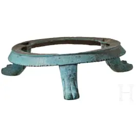 Görög háromlábú állvány, bronz alátét, i. e. 6. század