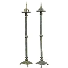 Pár késő antik bronz kandeláber, 5–6. század