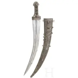 Grande jambia con montatura in argento, Yemen, circa 1900