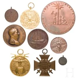 Neuf médailles et distinctions internationales, 19e/20e siècle