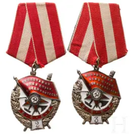 Groupe de deux ordres du Drapeau rouge pour double et triple attribution, URSS, à partir de 1943