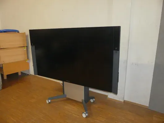 Microsoft - Surface Hub - display interactiv