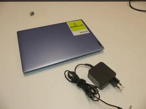 Lenovo - लैपटॉप - Athlon Silver - AMD Radeon - Windows 11
